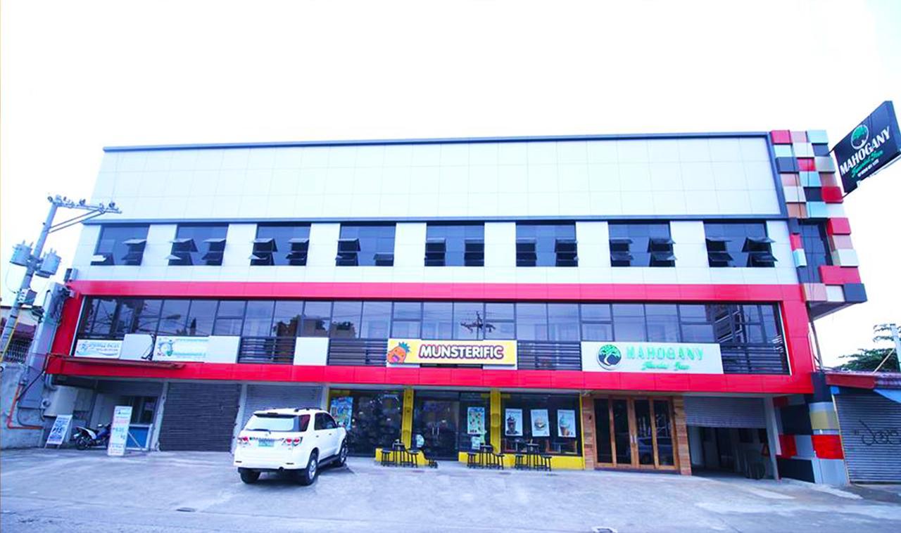 Mahogany Tourist Inn Bacolod Zewnętrze zdjęcie